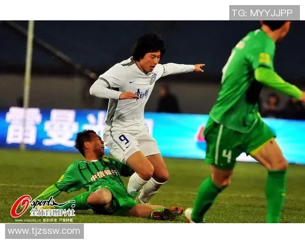 国安徐亮：从球场传奇到教练之路的蜕变与挑战