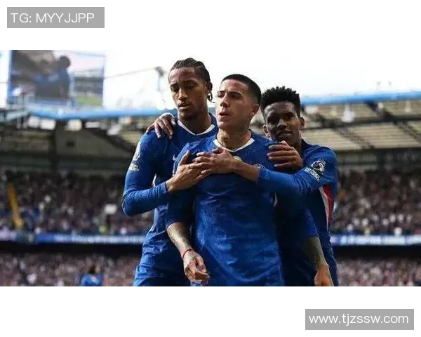 英超焦点对决曼城迎战切尔西争夺冠军宝座的关键一战